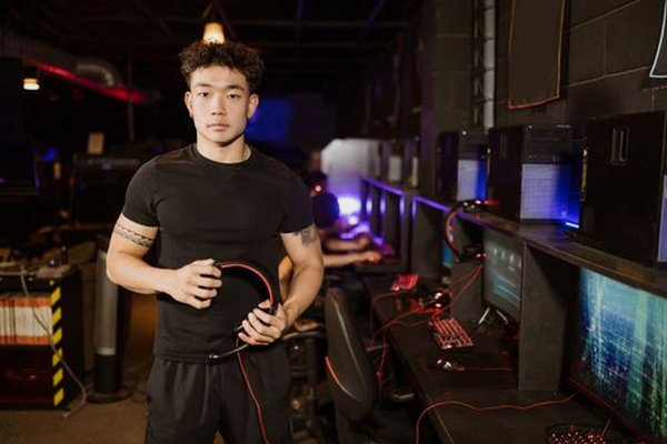 trung tâm game Debet